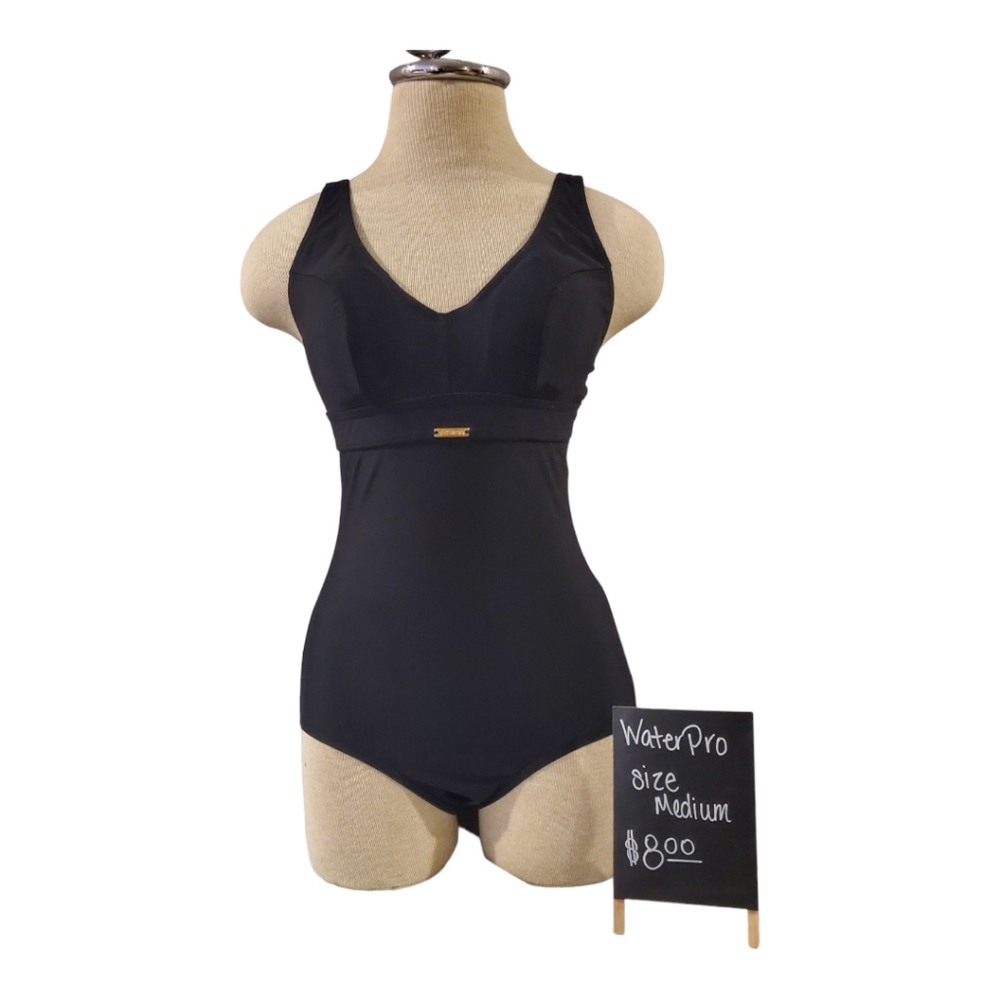 Waterpro, One piece, Size Medium, Black